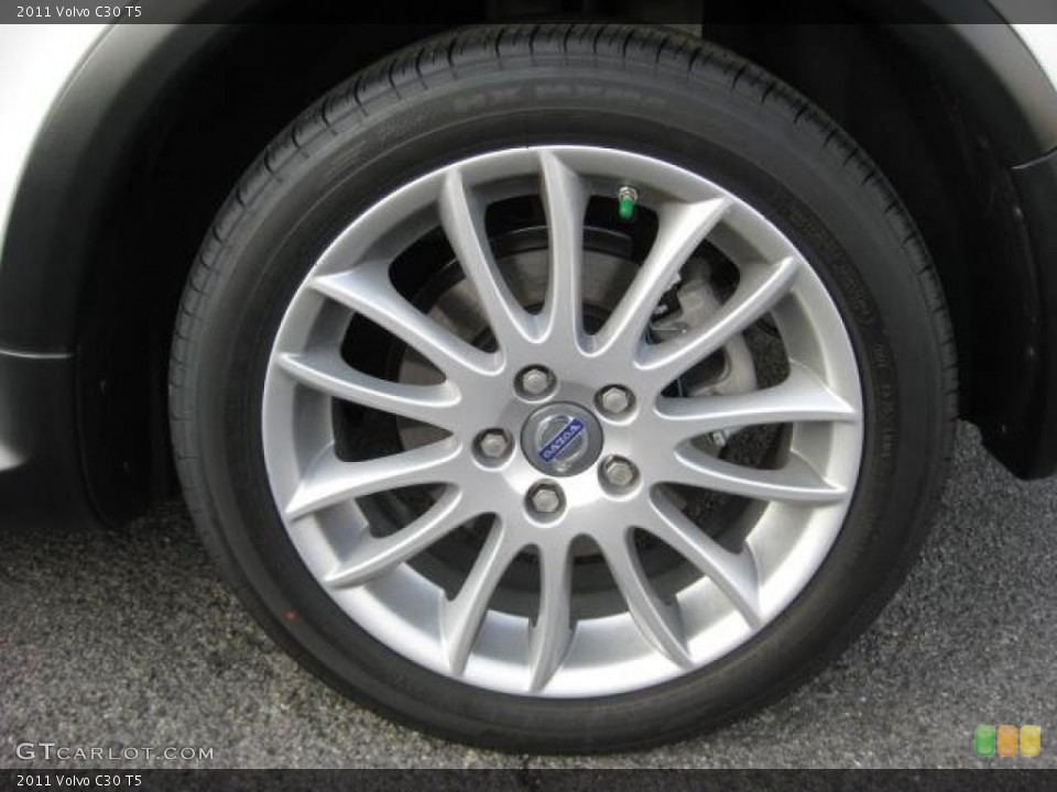 2011 Volvo C30 T5 Wheel and Tire Photo #46033965