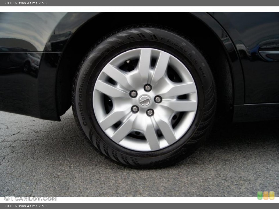 2010 Nissan Altima 2.5 S Wheel and Tire Photo #46047074