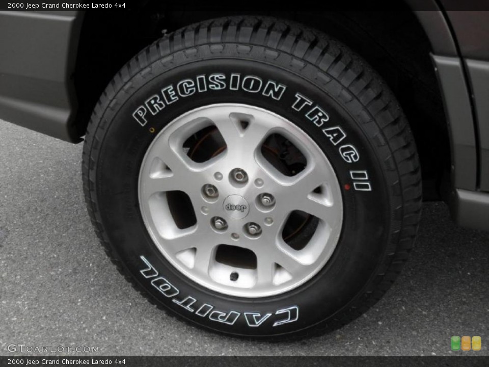 2000 Jeep Grand Cherokee Laredo 4x4 Wheel and Tire Photo #46062183