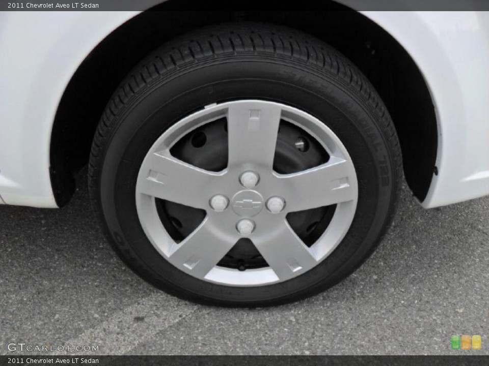 2011 Chevrolet Aveo LT Sedan Wheel and Tire Photo #46062633