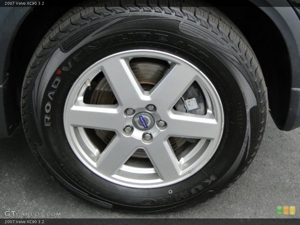 2007 Volvo XC90 3.2 Wheel and Tire Photo #46065447