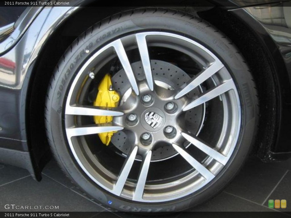 2011 Porsche 911 Turbo S Cabriolet Wheel and Tire Photo #46079074