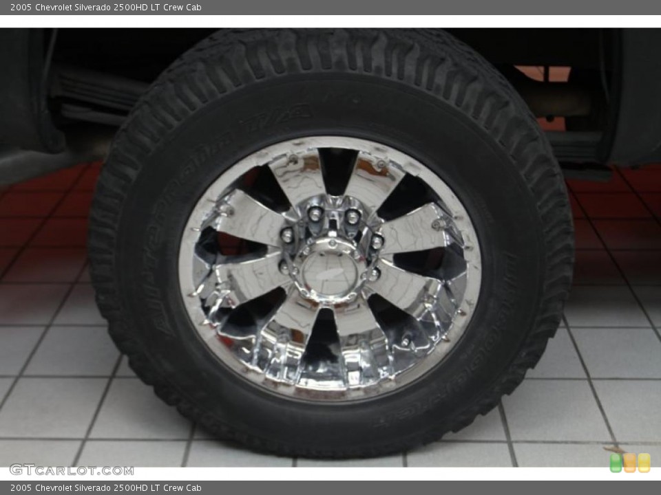 2005 Chevrolet Silverado 2500HD Custom Wheel and Tire Photo #46108949