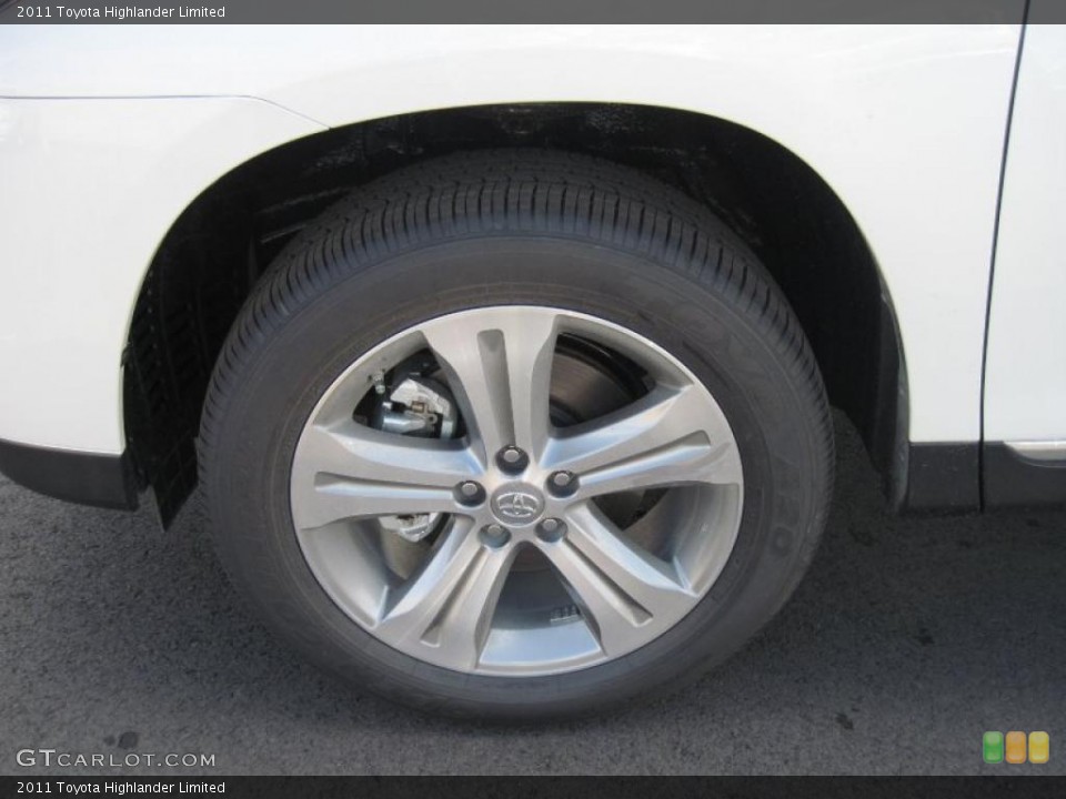 2011 Toyota Highlander Limited Wheel and Tire Photo #46139236
