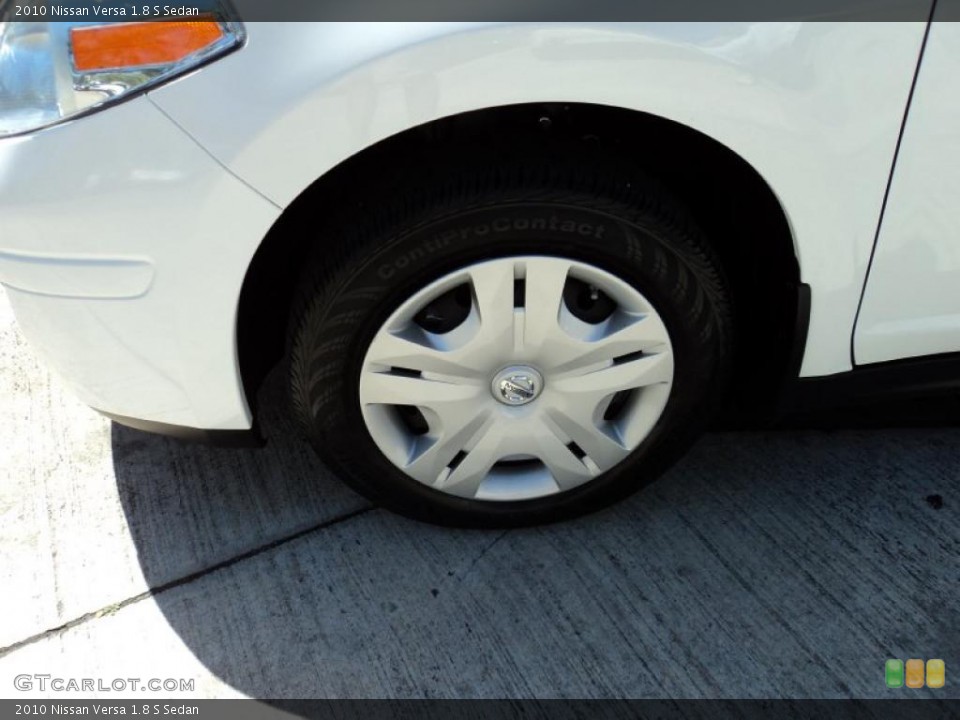 2010 Nissan Versa 1.8 S Sedan Wheel and Tire Photo #46141879