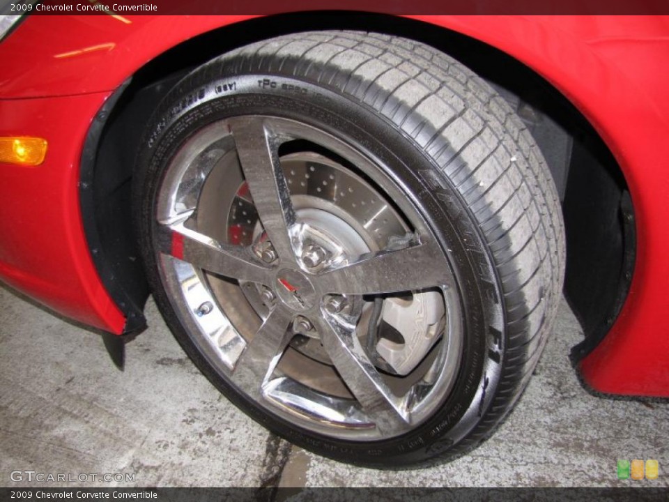 2009 Chevrolet Corvette Convertible Wheel and Tire Photo #46143334