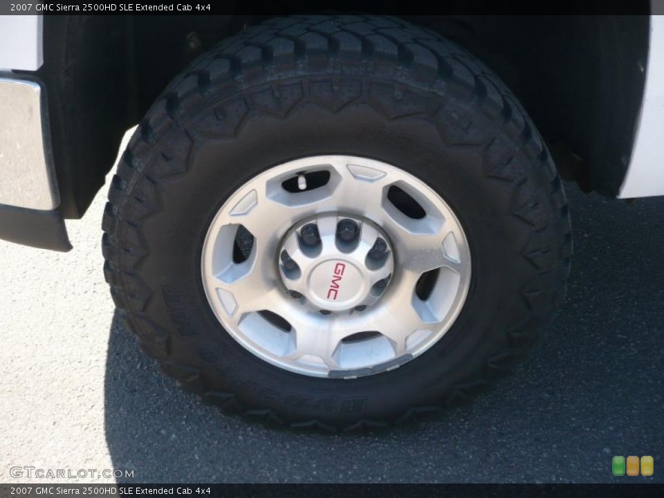 2007 GMC Sierra 2500HD SLE Extended Cab 4x4 Wheel and Tire Photo #46179765