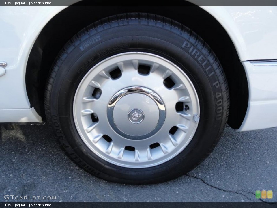 1999 Jaguar XJ Vanden Plas Wheel and Tire Photo #46190951