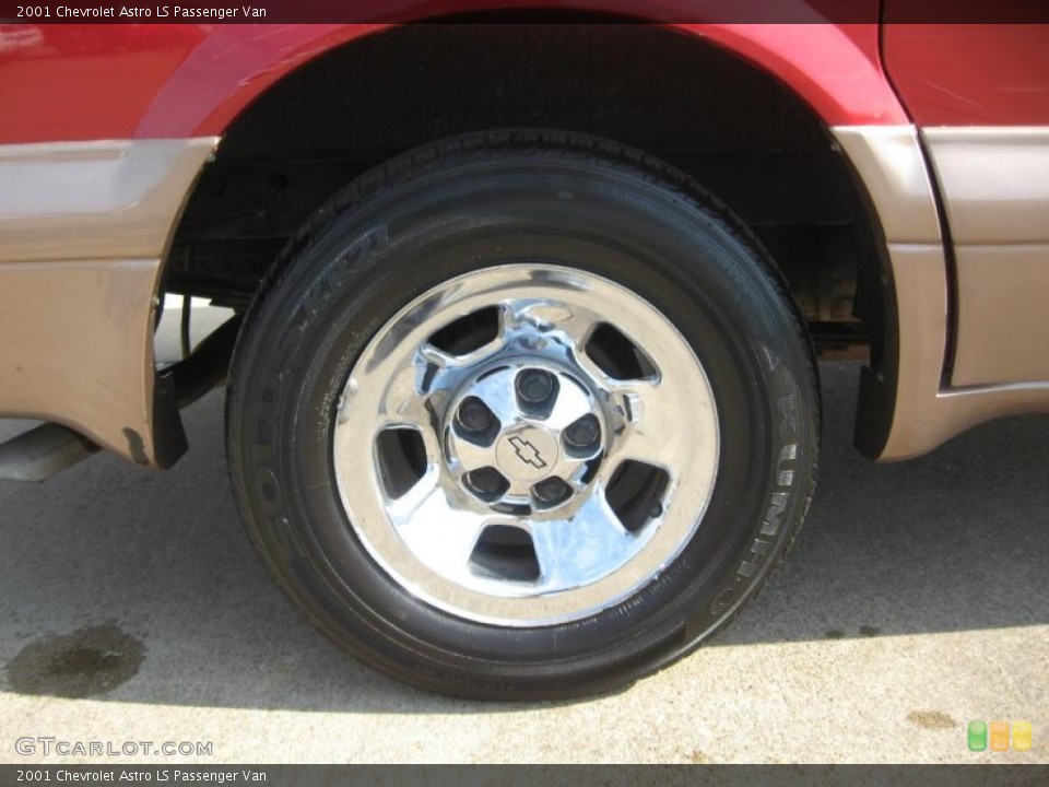 2001 Chevrolet Astro LS Passenger Van Wheel and Tire Photo #46191443