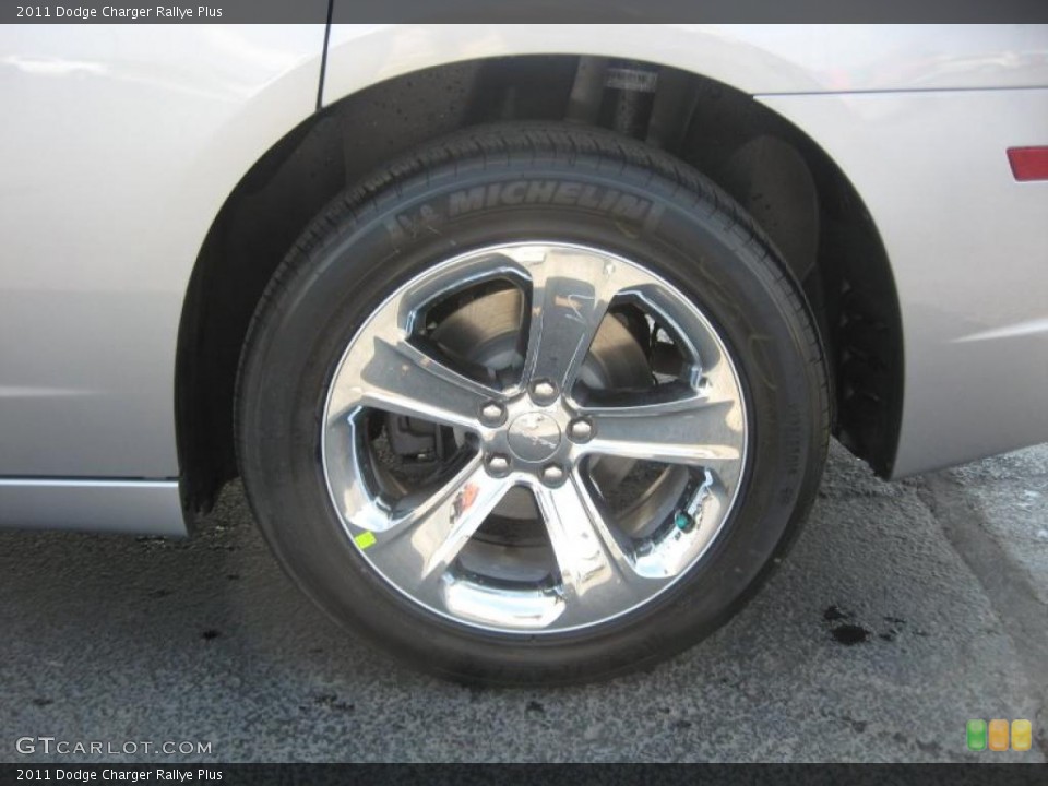 2011 Dodge Charger Rallye Plus Wheel and Tire Photo #46192808