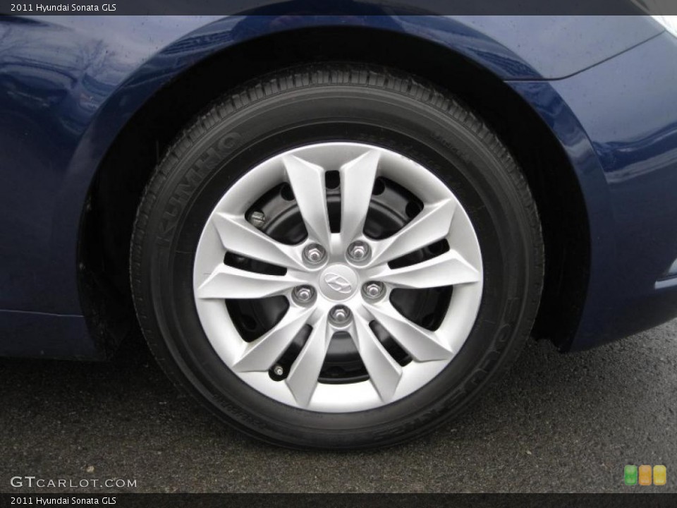 2011 Hyundai Sonata GLS Wheel and Tire Photo #46278936