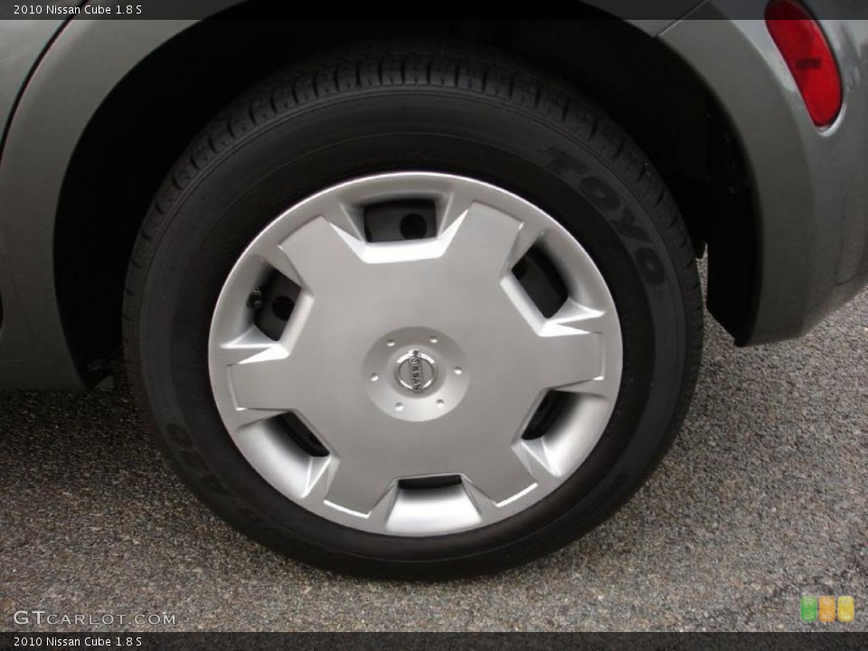 2010 Nissan Cube 1.8 S Wheel and Tire Photo #46298479