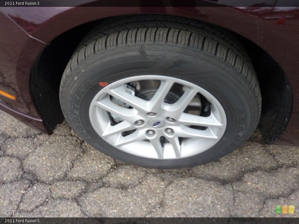 2011 Ford Fusion S Wheel and Tire Photo #46312805
