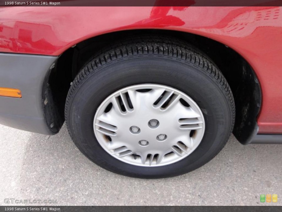 1998 Saturn S Series SW1 Wagon Wheel and Tire Photo #46329921