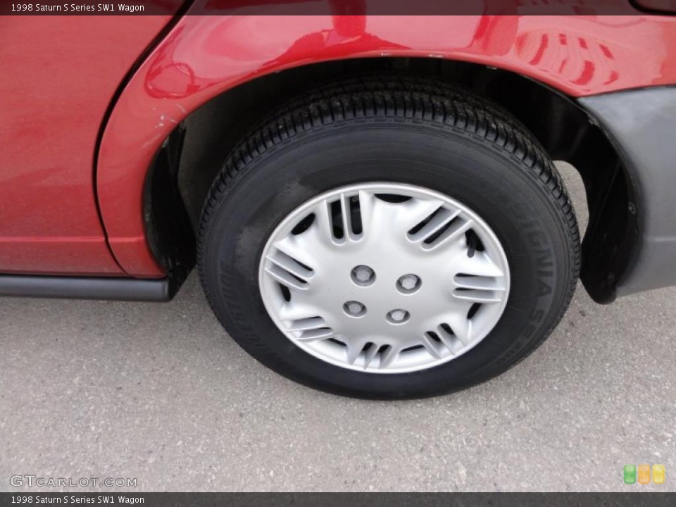 1998 Saturn S Series SW1 Wagon Wheel and Tire Photo #46329930