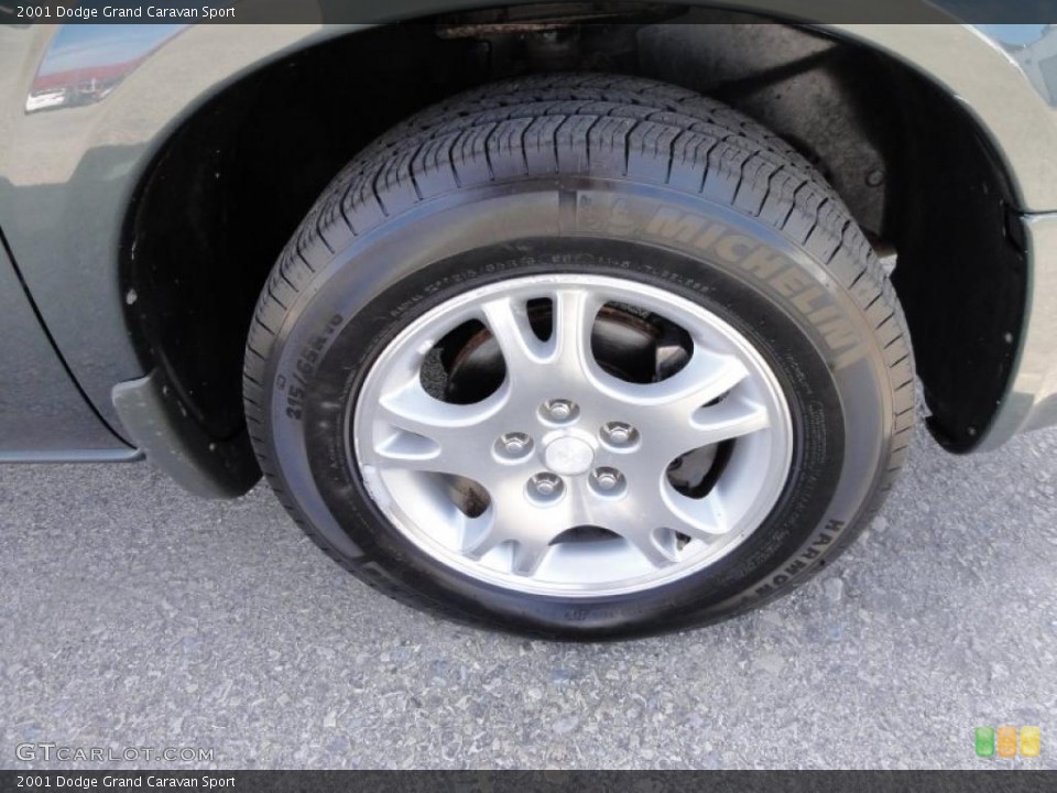 2001 Dodge Grand Caravan Sport Wheel and Tire Photo #46331880