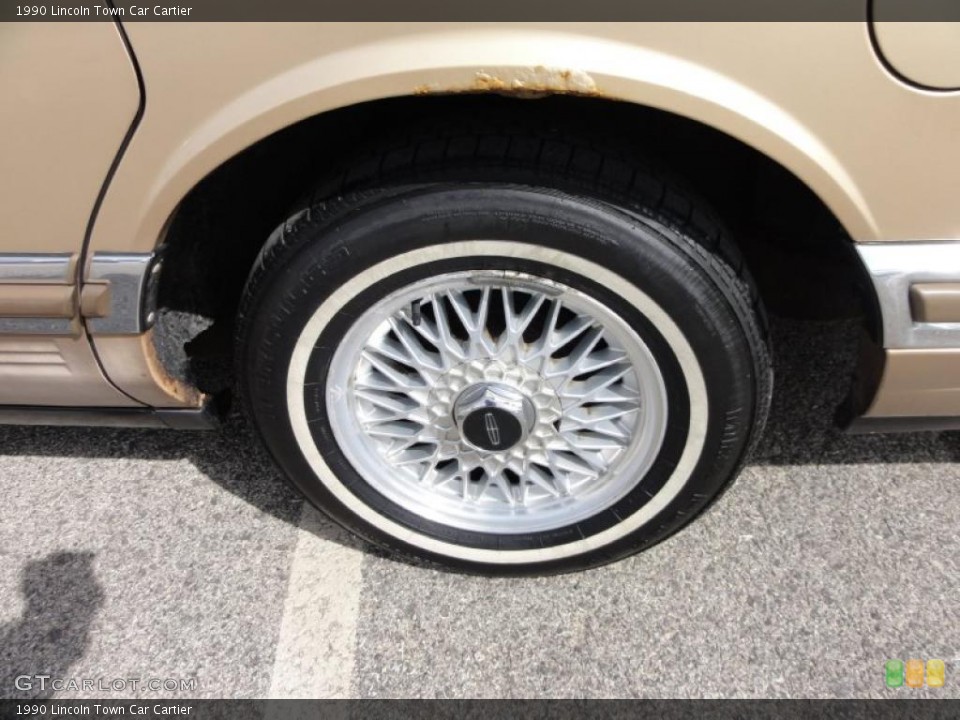 1990 Lincoln Town Car Wheels and Tires