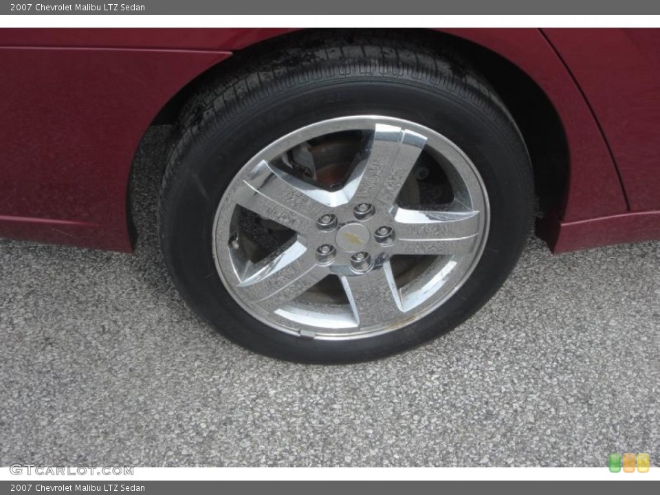 2007 Chevrolet Malibu LTZ Sedan Wheel and Tire Photo #46390205