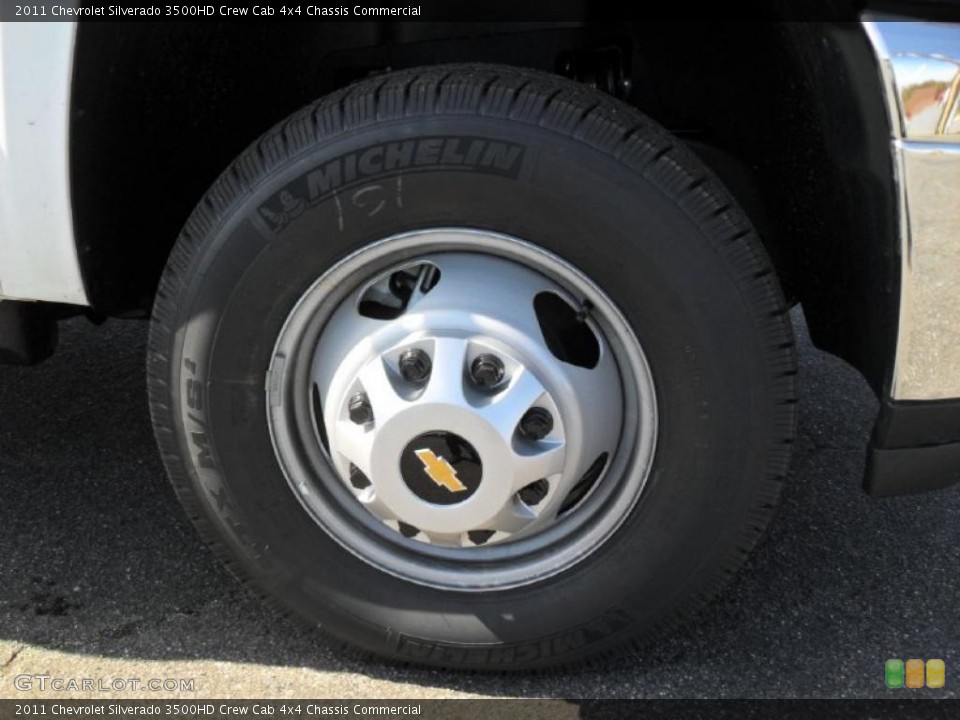 2011 Chevrolet Silverado 3500HD Crew Cab 4x4 Chassis Commercial Wheel and Tire Photo #46403943