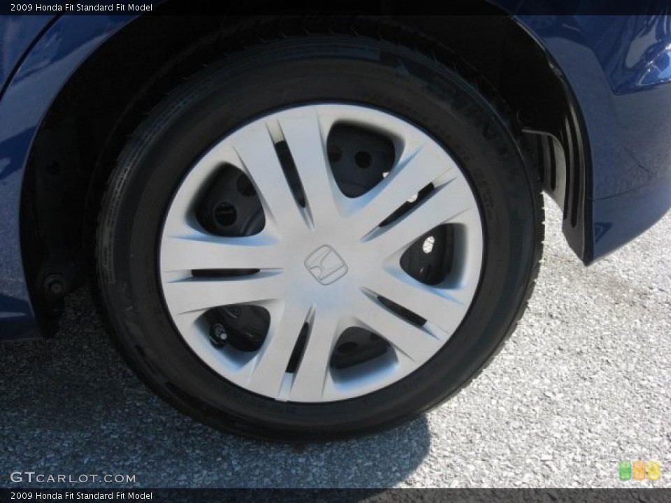 2009 Honda Fit  Wheel and Tire Photo #46420188