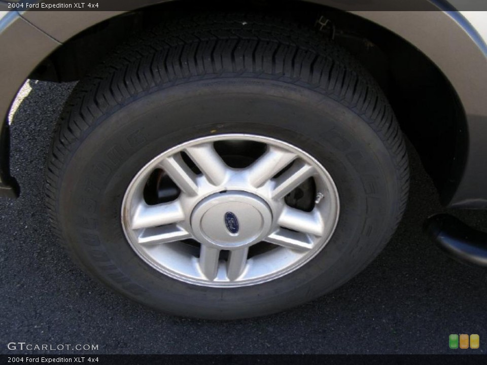 2004 Ford Expedition XLT 4x4 Wheel and Tire Photo #46431249
