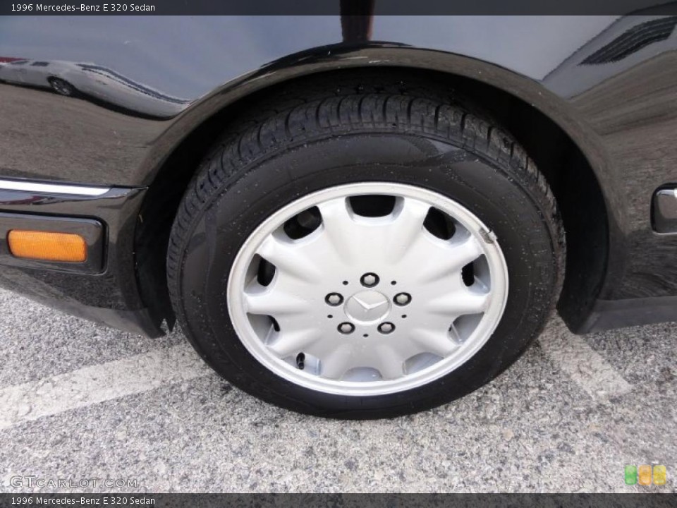1996 Mercedes-Benz E 320 Sedan Wheel and Tire Photo #46434462
