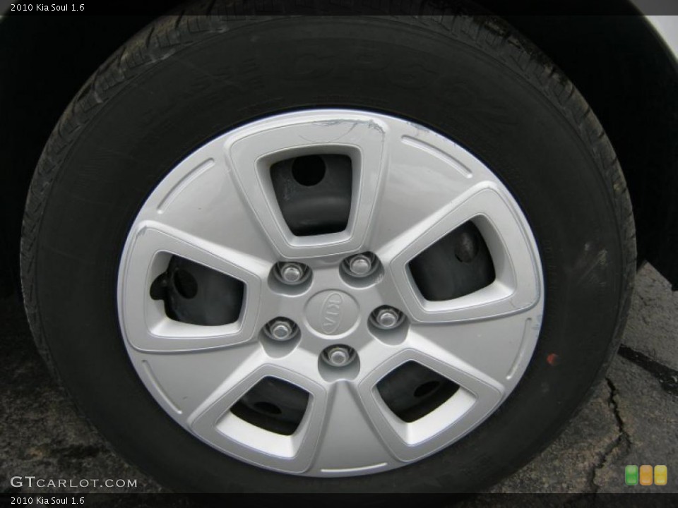 2010 Kia Soul 1.6 Wheel and Tire Photo #46467555