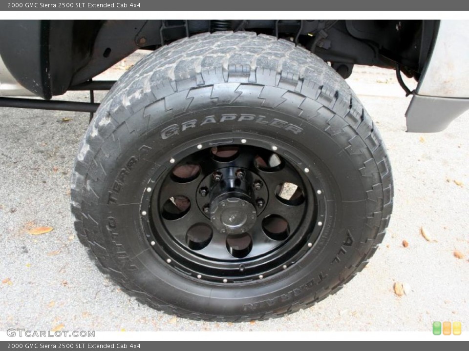 2000 GMC Sierra 2500 Custom Wheel and Tire Photo #46471101