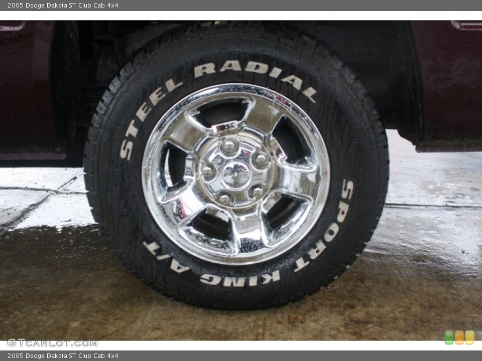2005 Dodge Dakota ST Club Cab 4x4 Wheel and Tire Photo #46478541