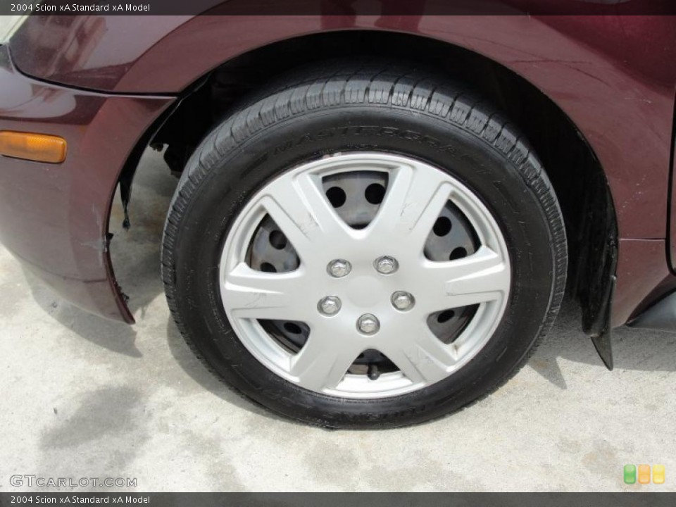 2004 Scion xA  Wheel and Tire Photo #46480953