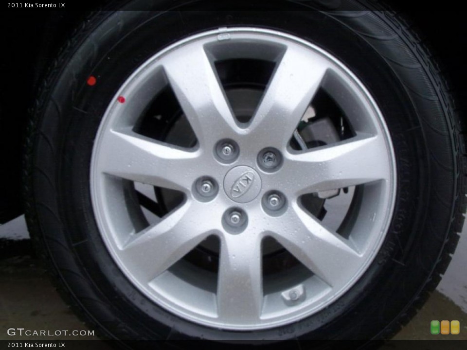 2011 Kia Sorento LX Wheel and Tire Photo #46483791