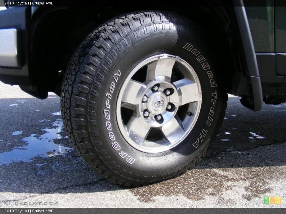 2010 Toyota FJ Cruiser 4WD Wheel and Tire Photo #46485156