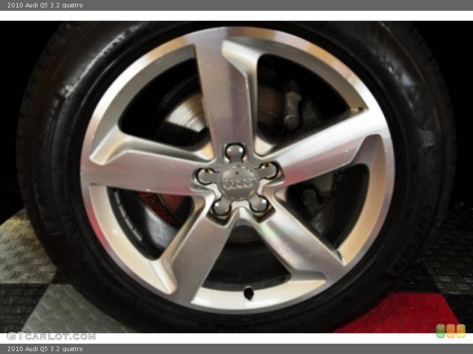 2010 Audi Q5 3.2 quattro Wheel and Tire Photo #46524096