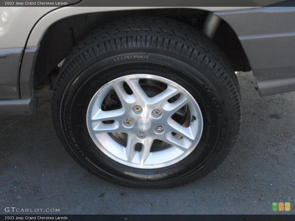 2003 Jeep Grand Cherokee Laredo Wheel and Tire Photo #46527462
