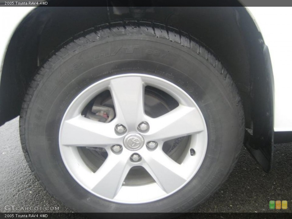 2005 Toyota RAV4 Wheels and Tires