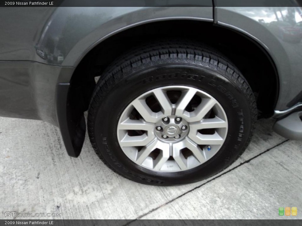 2009 Nissan Pathfinder LE Wheel and Tire Photo #46555964