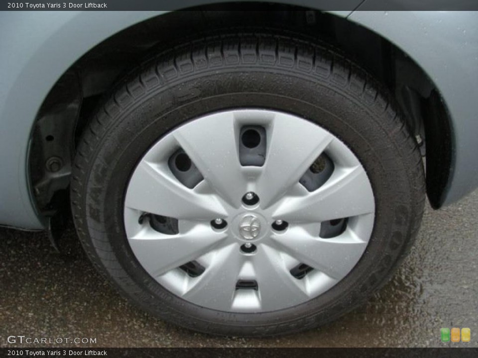 2010 Toyota Yaris 3 Door Liftback Wheel and Tire Photo #46591175