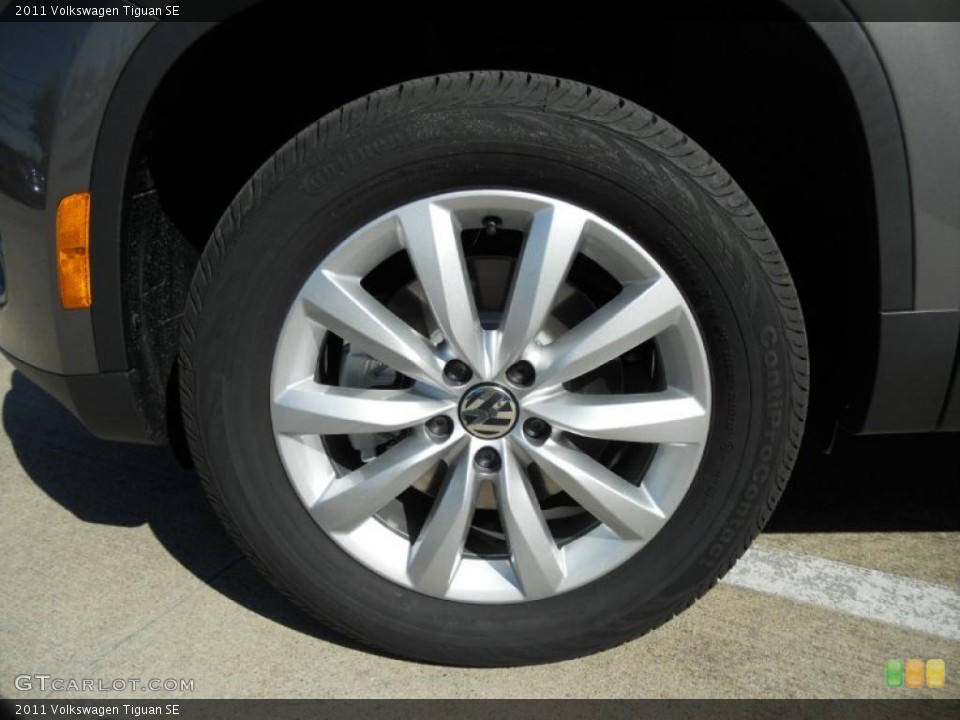 2011 Volkswagen Tiguan SE Wheel and Tire Photo #46607458