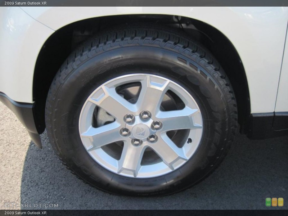 2009 Saturn Outlook XR Wheel and Tire Photo #46655852