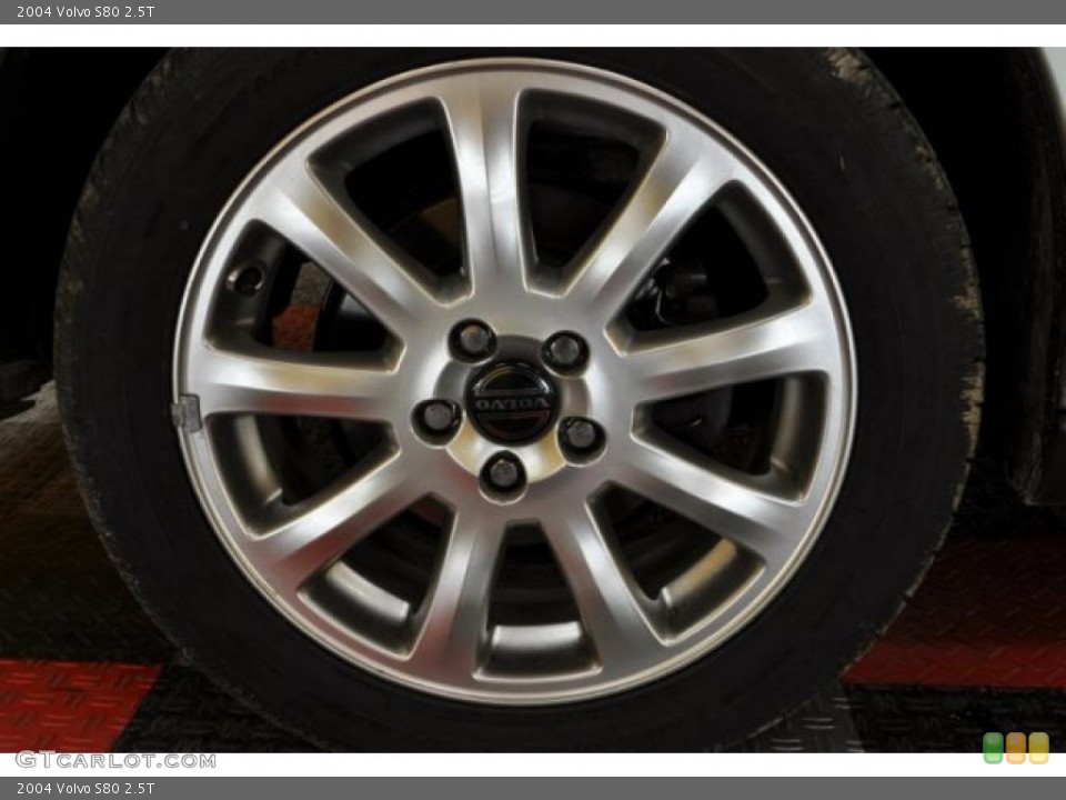 2004 Volvo S80 2.5T Wheel and Tire Photo #46724598