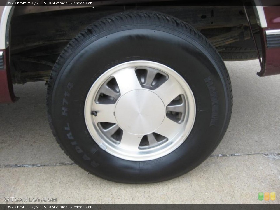 1997 Chevrolet C/K C1500 Silverado Extended Cab Wheel and Tire Photo #46732026