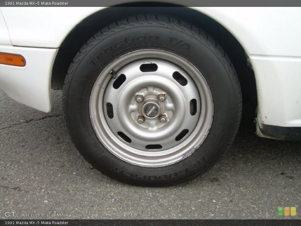 1991 Mazda MX-5 Miata Roadster Wheel and Tire Photo #46752315