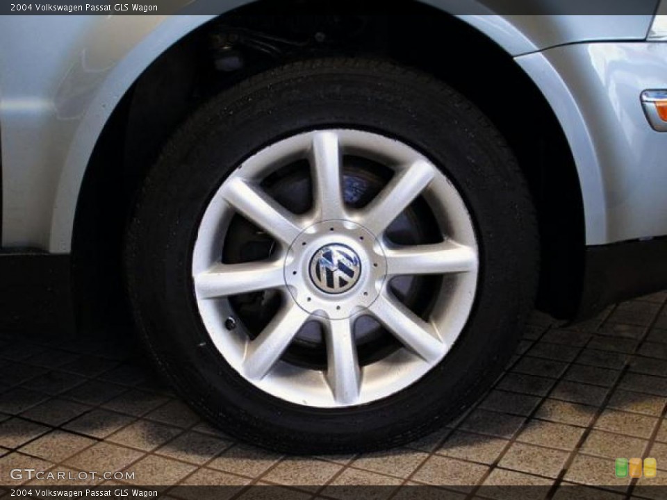 2004 Volkswagen Passat GLS Wagon Wheel and Tire Photo #46756485