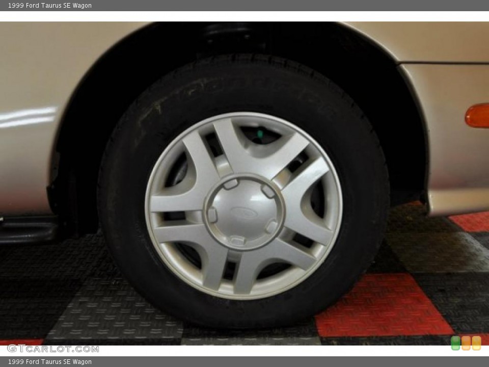 1999 Ford Taurus SE Wagon Wheel and Tire Photo #46763439