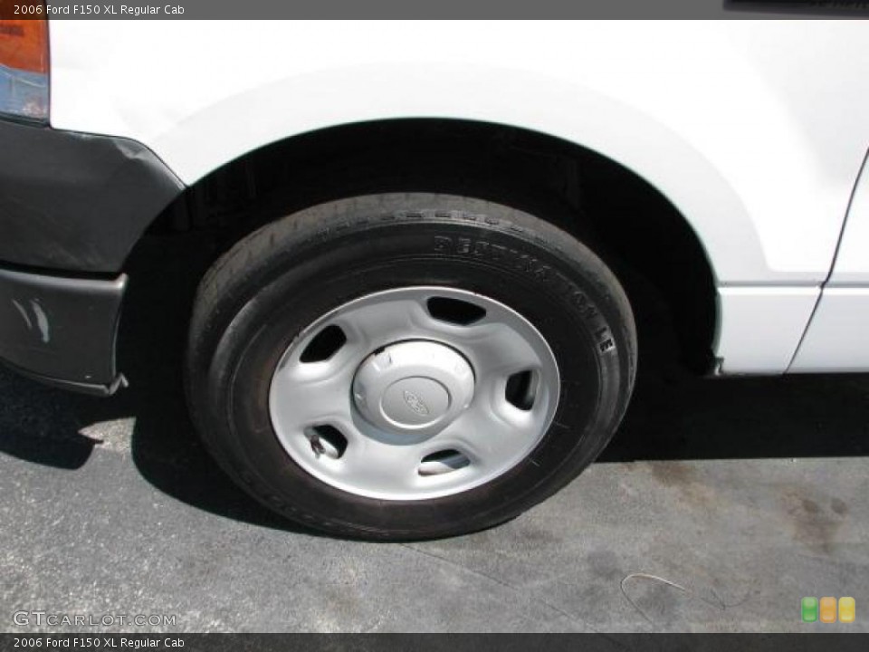 2006 Ford F150 XL Regular Cab Wheel and Tire Photo #46771557
