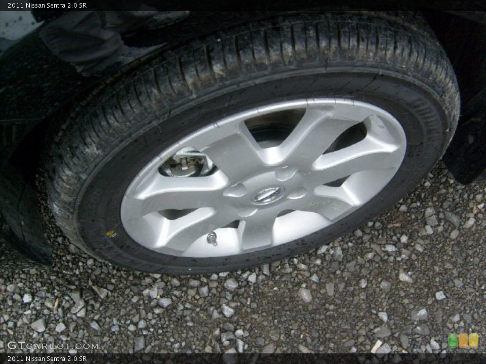 2011 Nissan Sentra 2.0 SR Wheel and Tire Photo #46778673