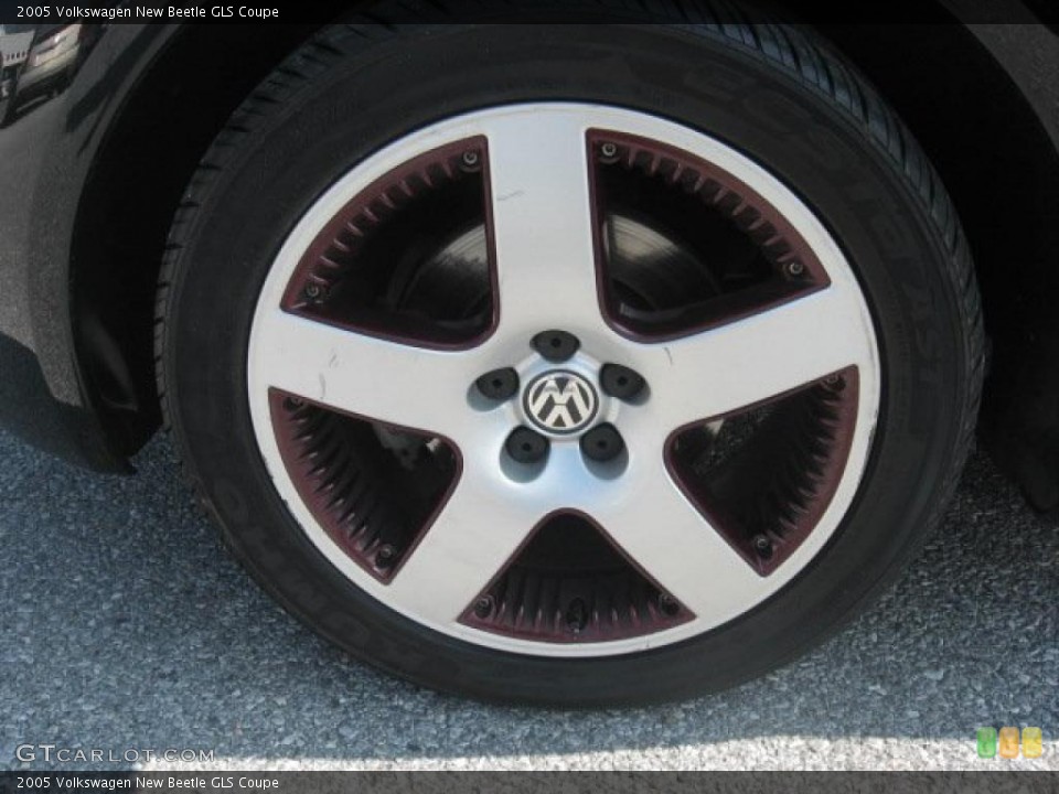 2005 Volkswagen New Beetle GLS Coupe Wheel and Tire Photo #46798263