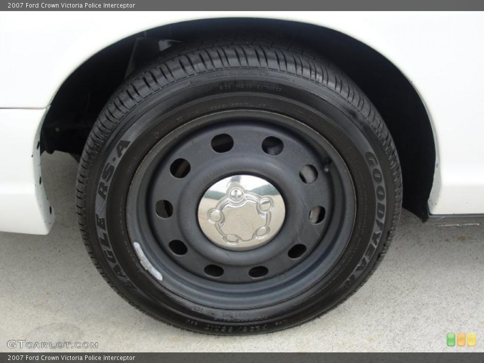 2007 Ford Crown Victoria Police Interceptor Wheel and Tire Photo #46815858