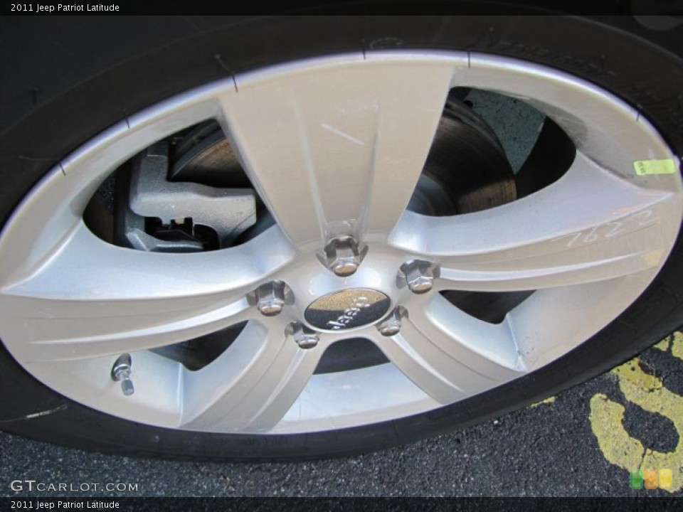 2011 Jeep Patriot Latitude Wheel and Tire Photo #46822554