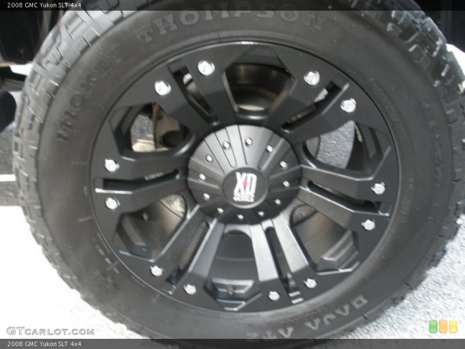 2008 GMC Yukon Custom Wheel and Tire Photo #46849593